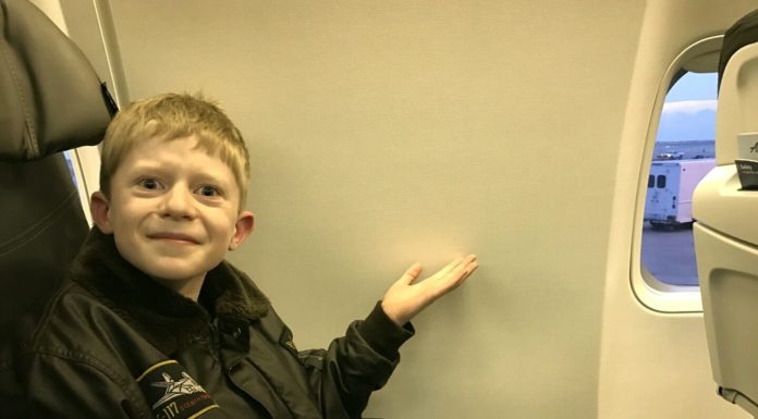 This kid who didn’t get his window seat